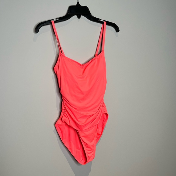 La Blanca Island Goddess Swimsuit - Picture 5 of 8